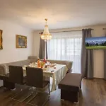 شقة Golden Gapa 4 *